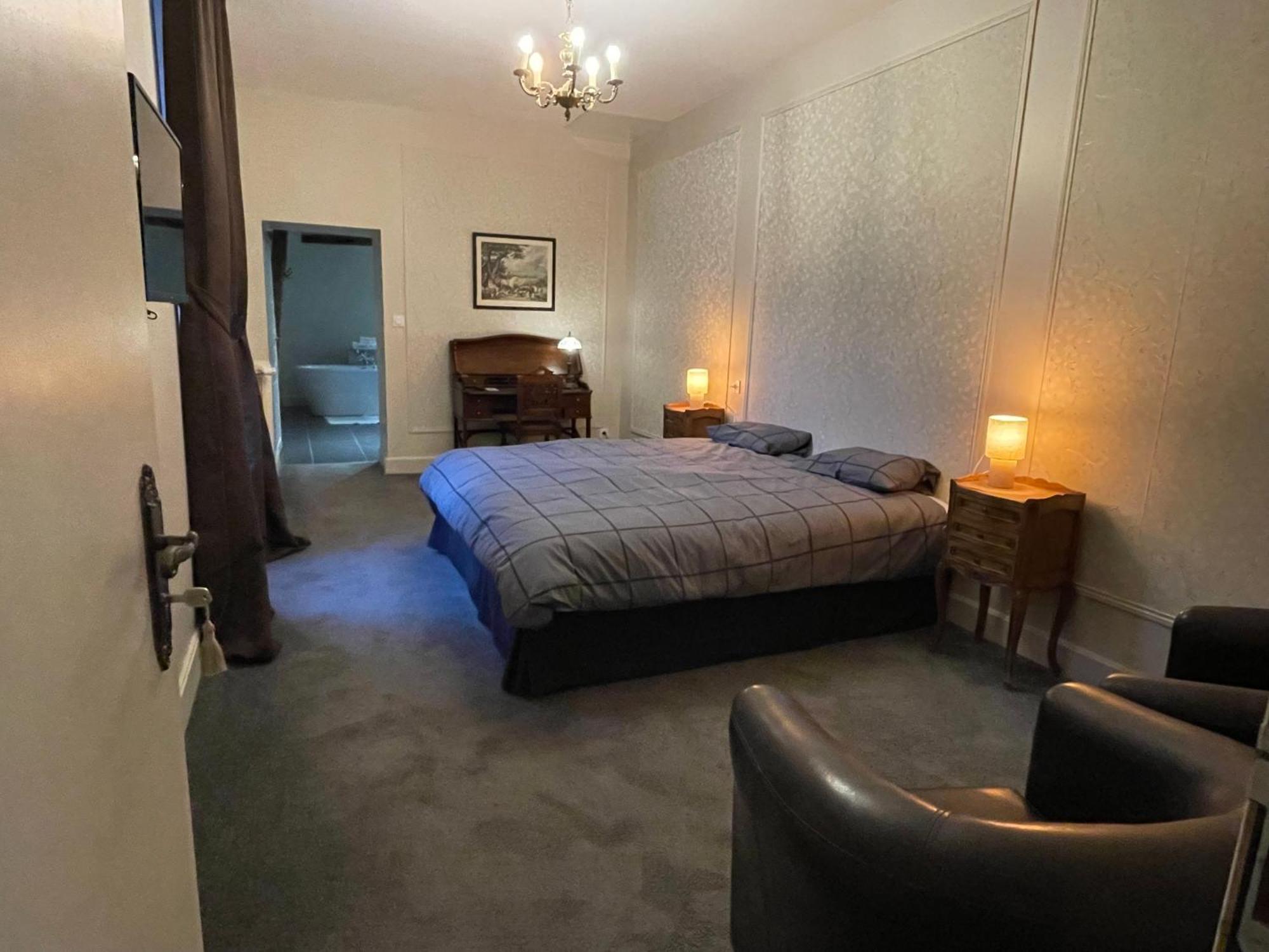 Château De La Coutancière - Hotel Brain-sur-Allonnes Esterno foto